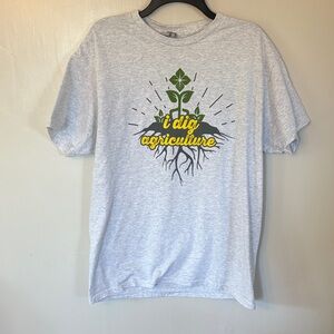 Gray 'I Dig Agriculture' Graphic Tee